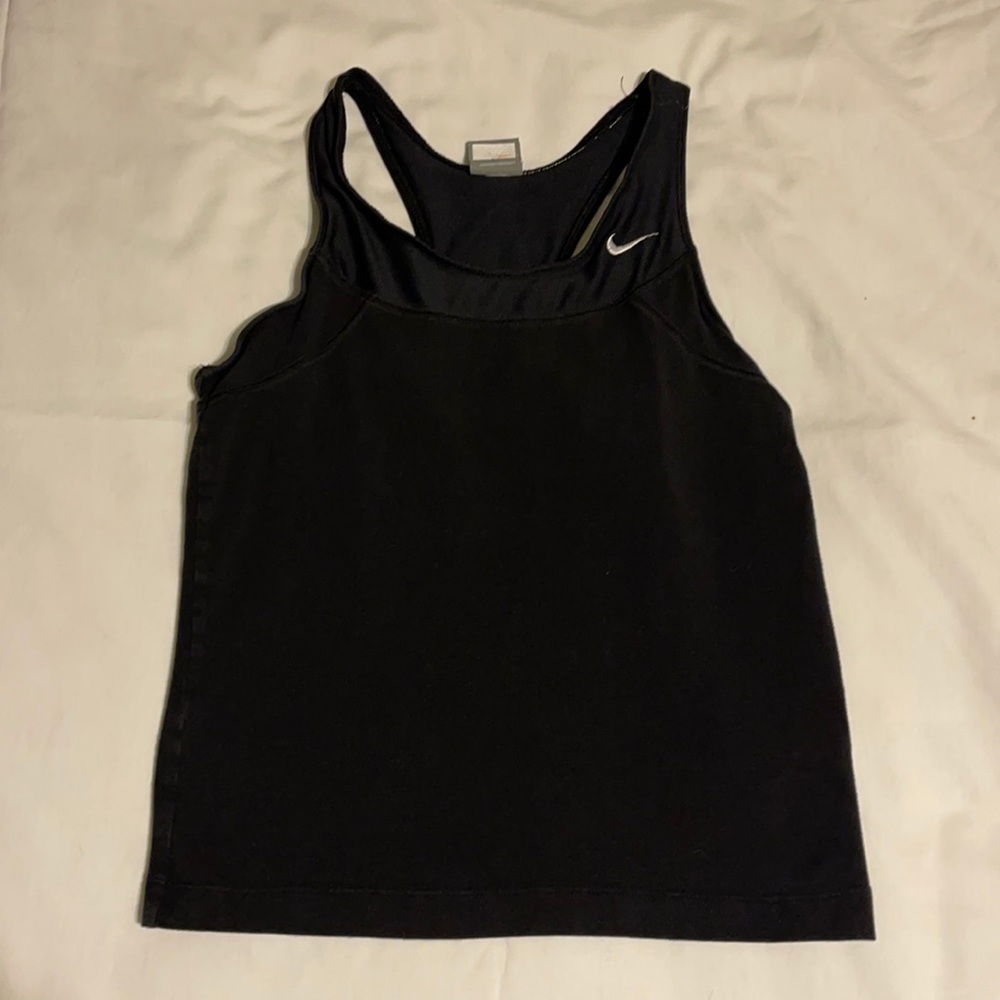 Nike girls top. Medium